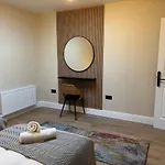 Riverside Loft Group Apartamento