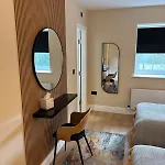 Riverside Loft Group Apartamento
