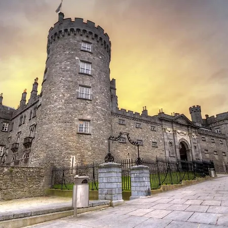 Riverside Loft Group Apartment Kilkenny