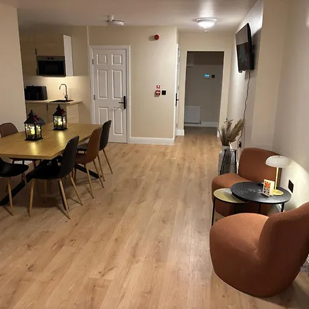 Апартаменты Riverside Loft Group Килкенни