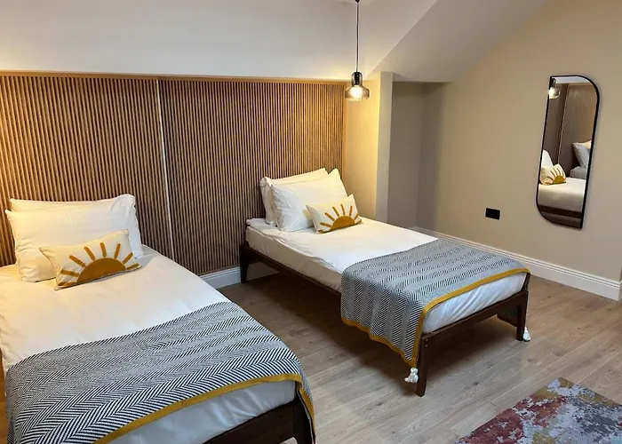 Апартаменты Riverside Loft Group *