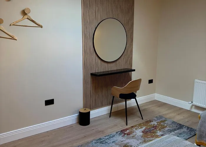 Riverside Loft Group *